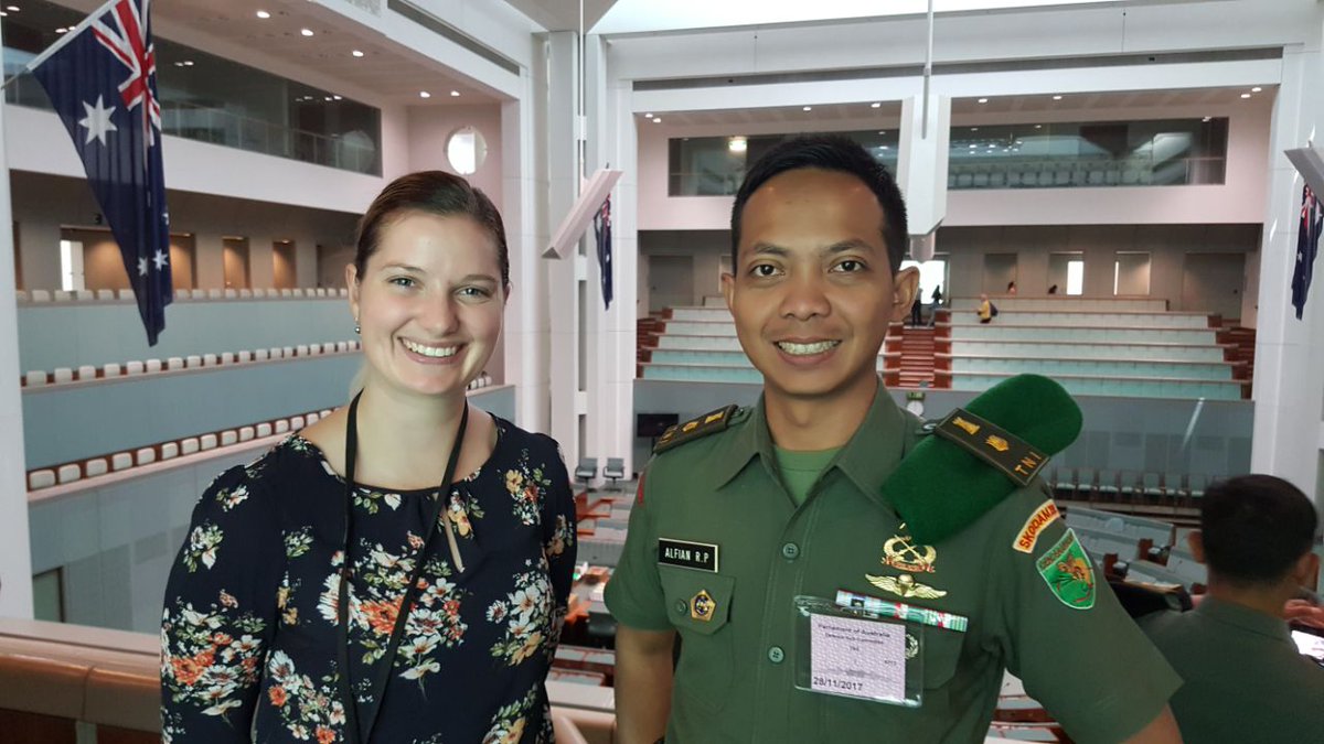 IKAHANid's tweet photo. IKAHAN Colin East Award #CEA2017 mengunjungi Gedung Parlemen
Australia sebagai tamu undangan Menteri Pertahanan serta menyaksikan berlangsungnya demokrasi Australia https://t.co/4m4vi8oAbW