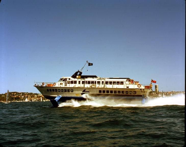 washingtonbrown's tweet photo. Throwing back to 1985. Who remembers the hydrofoil?
#sydney #lostsydney #tbt https://t.co/zfCtJtE2GX https://t.co/9Ktj8TDLO0