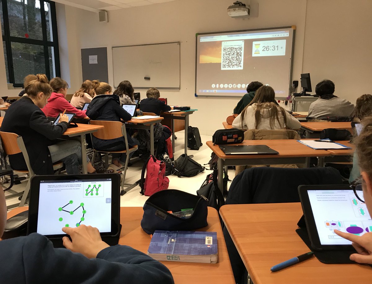 SanahMnaouare's tweet image. Les cerveaux chauffent ici 🤓🤯🤫...#concourscastor