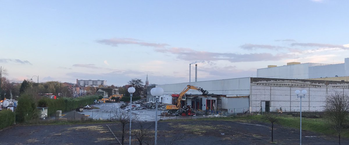 C’est parti #lamaillerie #deconstruire pour reconstruire la ville #Villeneuvedascq #croix