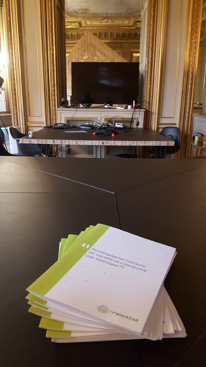 ArtFrancoise's tweet photo. En cours : les auditions des finalistes du Concours International Françoise @ekimetrics #CIF2017
#Staytuned pour le lauréat ! https://t.co/nvU6F4HHKa