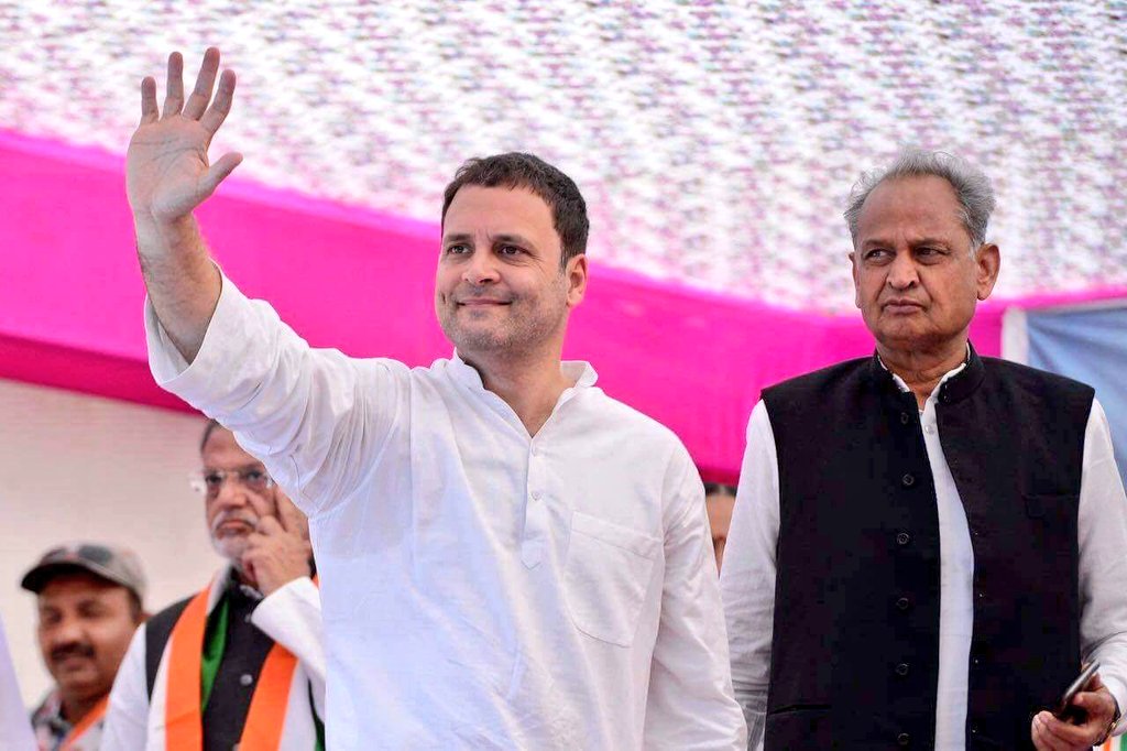 ashokgehlot51's tweet photo. #RahulGandhi ji n #Congress Party stands with all sections in State to share n support in every way. The Party understands the travails of the common men n all our policies are people centric....
Glimpses from the public meeting at #Lathi #Gujarat 
#Navsarjan_With_Congress https://t.co/XGSDiZPL2I