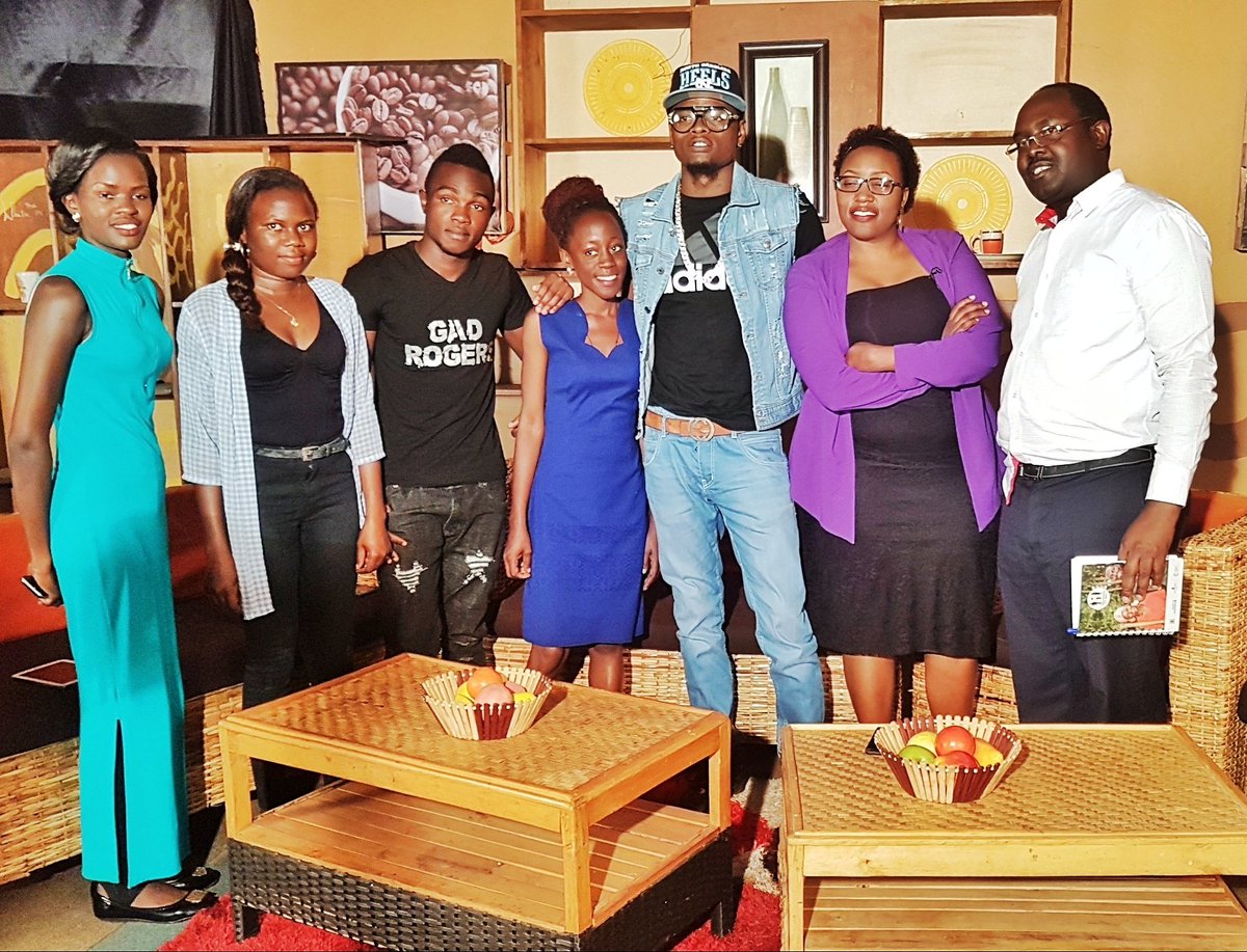 pallasomusic's tweet photo. Urban Tv says Make way. If it didnt challenge me it didnt change me. https://t.co/3hcTthRZxV