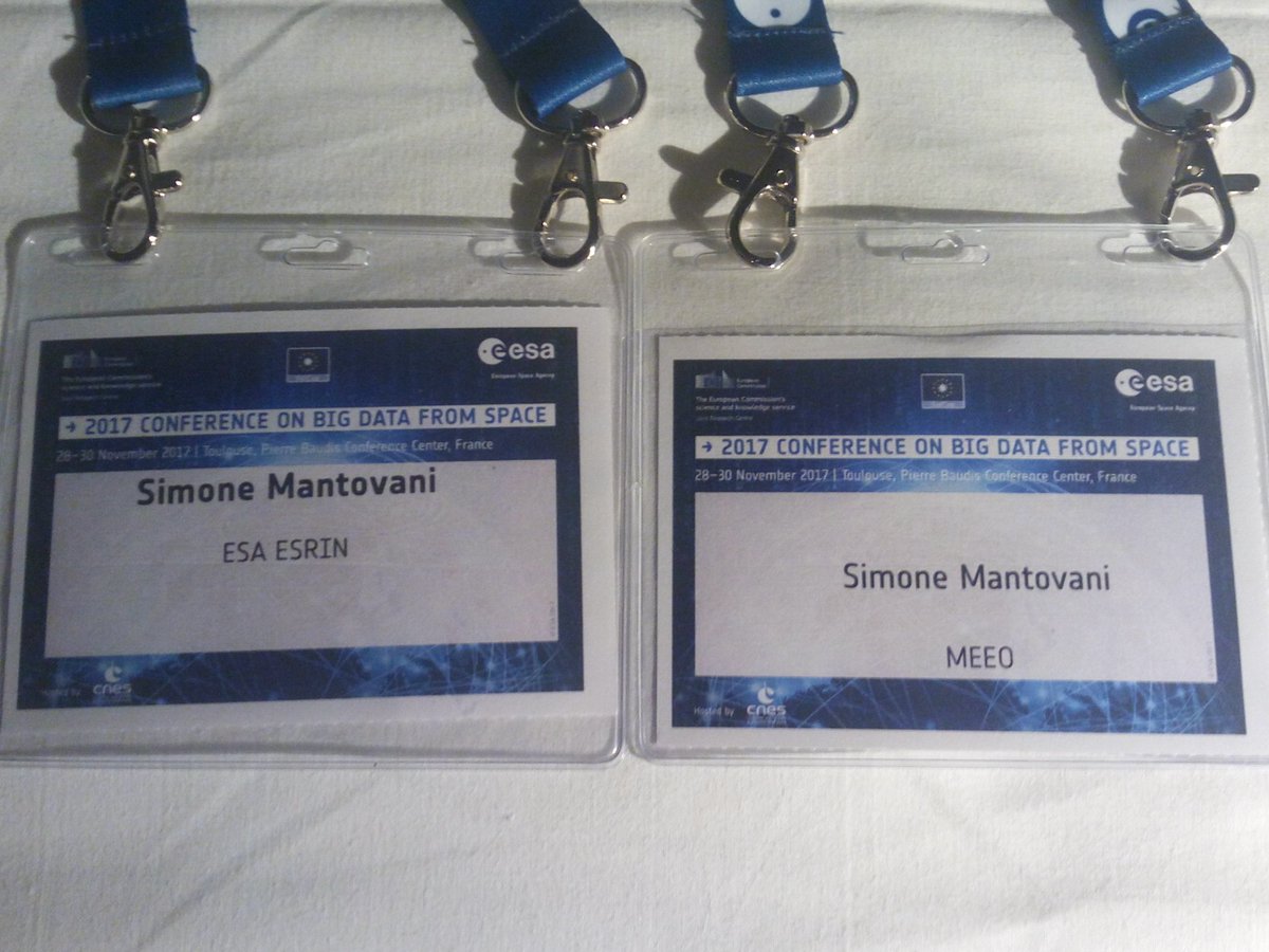 SimoneMantovan3's tweet photo. Be or not to be? Left or right? ESA ESRIN or MEEO? For old and new friends still in #Toulouse...have fun at #BIDS17 https://t.co/mfUOd3Vq6T