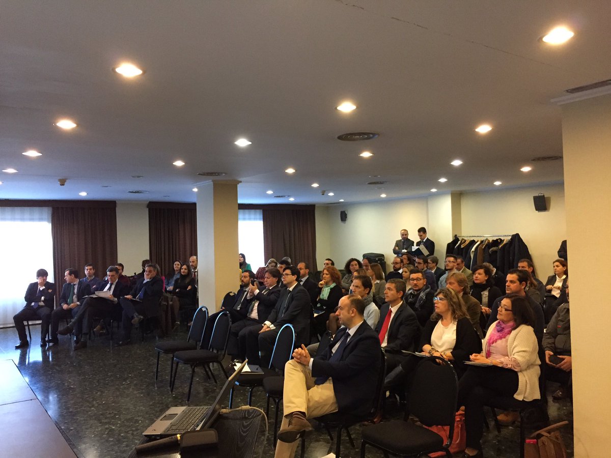 ceoecuenca's tweet photo. Comienza el III Networking Empresarial y Financiero de @ceoecuenca con la colaboración de @aytocuenca @DipuCuenca @gobjccm de Cuenca y de las entidades financieras @cajaruralCLM @Liberbank @Bankia @BancoSabadell @SomosGlobalcaja @bbva https://t.co/cCHnlXEktT