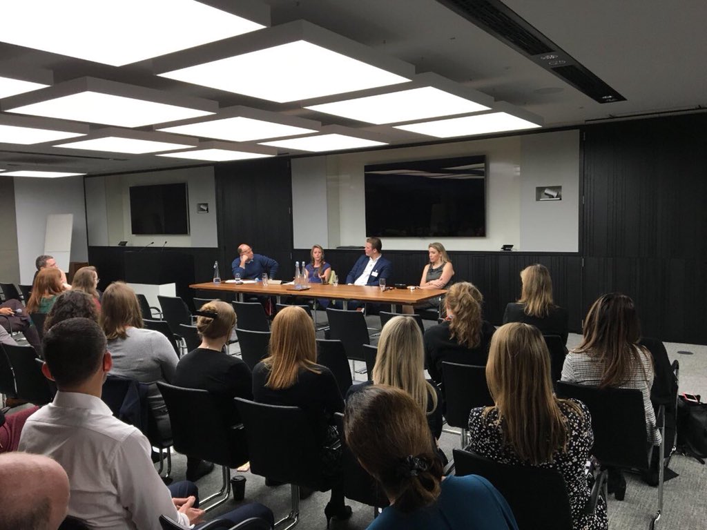 HopeVirgo's tweet photo. What a fab day on Monday talking about #mentalhealth #stigma at work... I know how hard it can be to open up about mental illness at work but the more we talk about it the more normal it becomes so do try & give it ago!
#thrive17 #stigma https://t.co/sZMzPw4f8W
