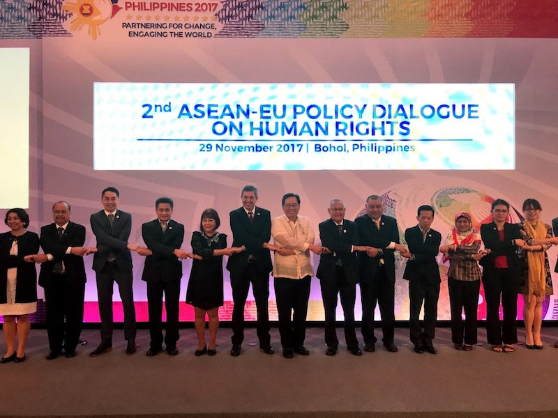 EUinASEAN's tweet photo. #EU & #ASEAN express commitment to the promotion & protection of #humanrights & fundamental freedoms - https://t.co/qTyHO3L5cm
#EU4humanrights #EUASEAN40 https://t.co/cdCwRhEM1s