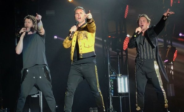 Normsi2's tweet photo. Great pics from last night
#TakeThatDXB π¦πͺπ΄
Loved all your photos & vids backstage & out & about @OfficialMarkO ...
Thanks for sharing your #TTDownUnder & beyond journey with us π€
Credit owners ...
Pic 4 π@Bexxy1976 #TTIII βͺ https://t.co/4OiyMYEb4F