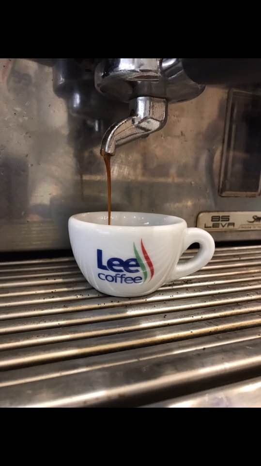 LeeCoffeeItaly's tweet photo. #buongiorno #Goodmorning #LeecoffeeItaly #bar #baritaliani #inostriclienti #inostriprodotti #espresso #30novembre2017 #30thnovember2017 #napoli #naples #casoria #inostriclienti #orderonline #contactus #internationalshipping #30novembre https://t.co/WldhY8qfyj