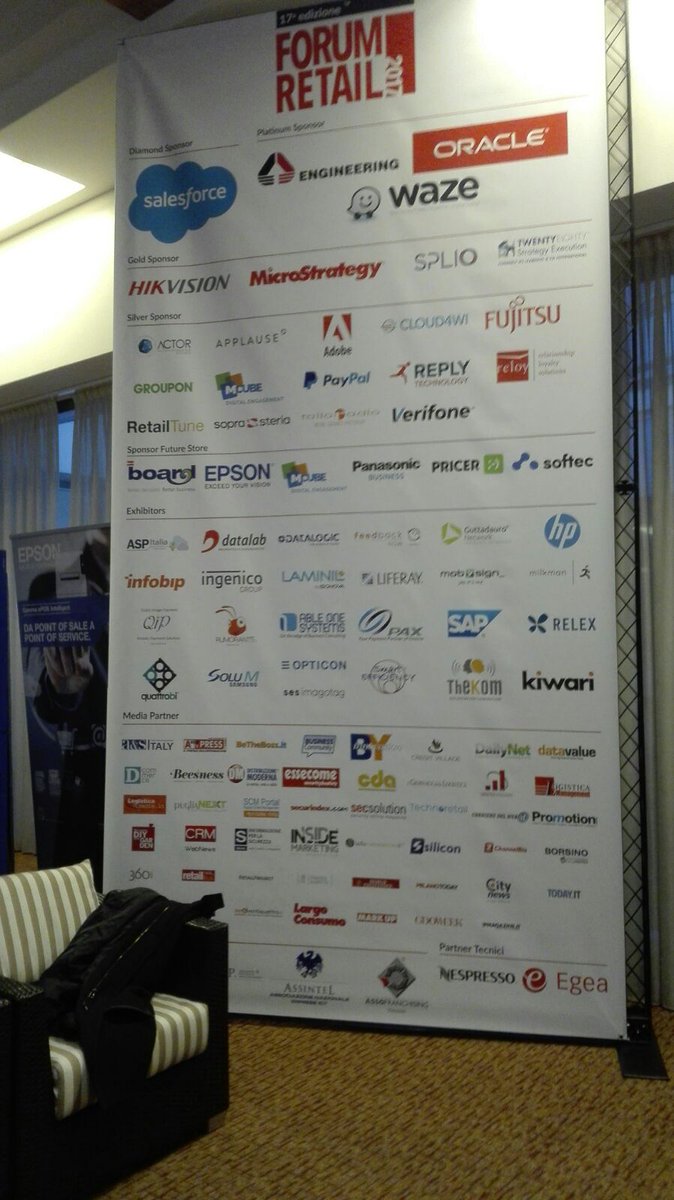 FINIXTS's tweet photo. Primo giorno per Fujitsu al #ForumRetail su #SocialCommandCenter #Omnicanale con @CesareDeVecchi @OnRetail_IT vi aspettiamo al Teatro Blu alle 16,30! https://t.co/R56PnDQWkp