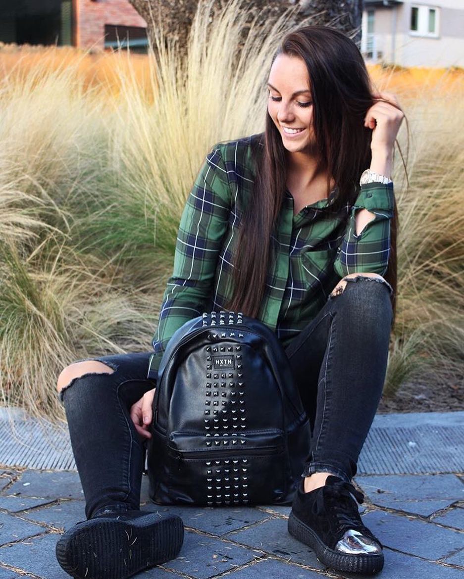 71_Q's tweet photo. The cutest, #coolest &amp; most contemporary bags from HXTN Supply are now available from https://t.co/pym8pqQuu4

#studded #bag #designer #sun https://t.co/bWtsLPb5eu