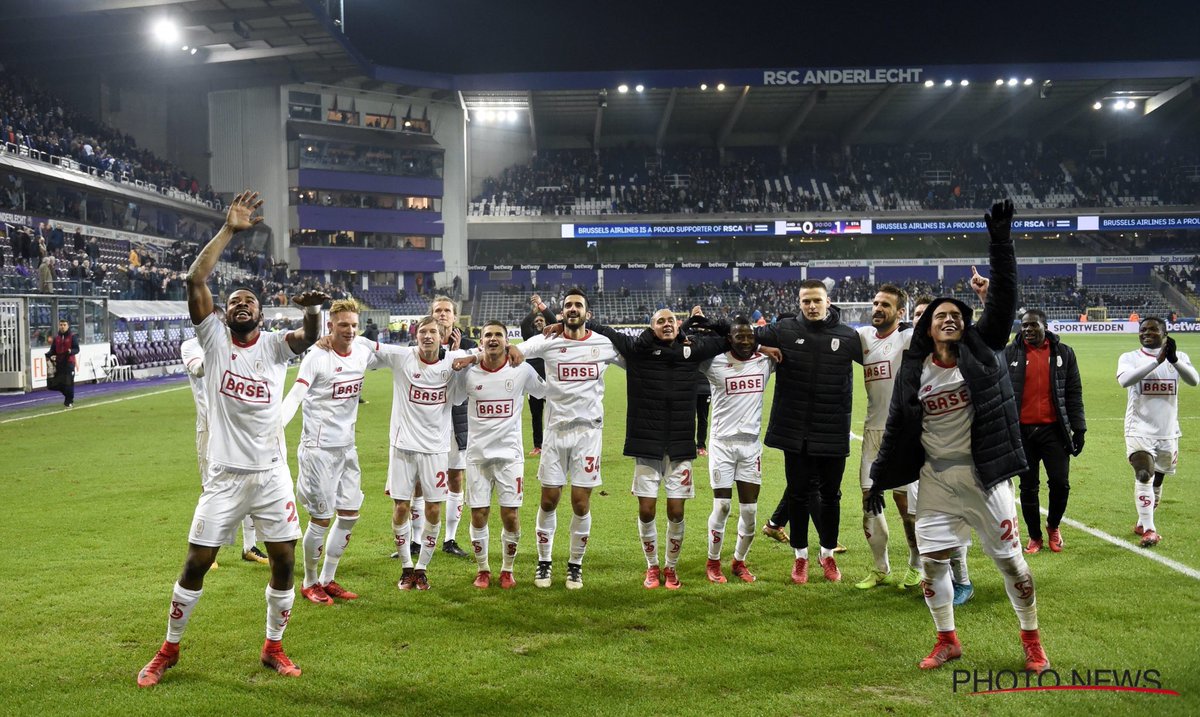 💥 Lendemain de victoire💥

On est bien plus qu’un simple club, on est une famille ! Le Standard est de retour ... 😈🔴⚪️