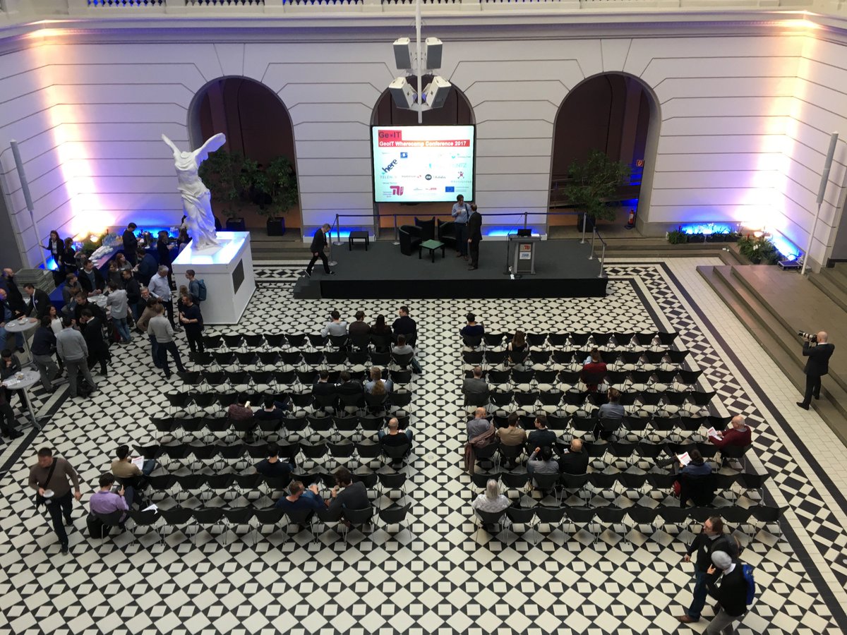indoo_rs's tweet photo. #WherecampBerlin is filling up before the first talks start. Our CRO, Dr. Thomas Burgess, will be presenting "Big Data for Indoor Crowd Mobility" at 1:20 PM! Make sure to join! #Wherecamp #IndoorPositioning #BigData #CrowdLearning https://t.co/NbOto1r3NB