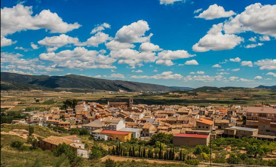 LaFontenXarxa's tweet photo. Blogs que parlen així de bé del nostre poble. Gràcies Marta, de #TopValencia. Esta preciosa imatge amb la que il·lustren l'article és de David Navalon Cirujeda.
https://t.co/juUlpMxh4u https://t.co/NZzquifYyt