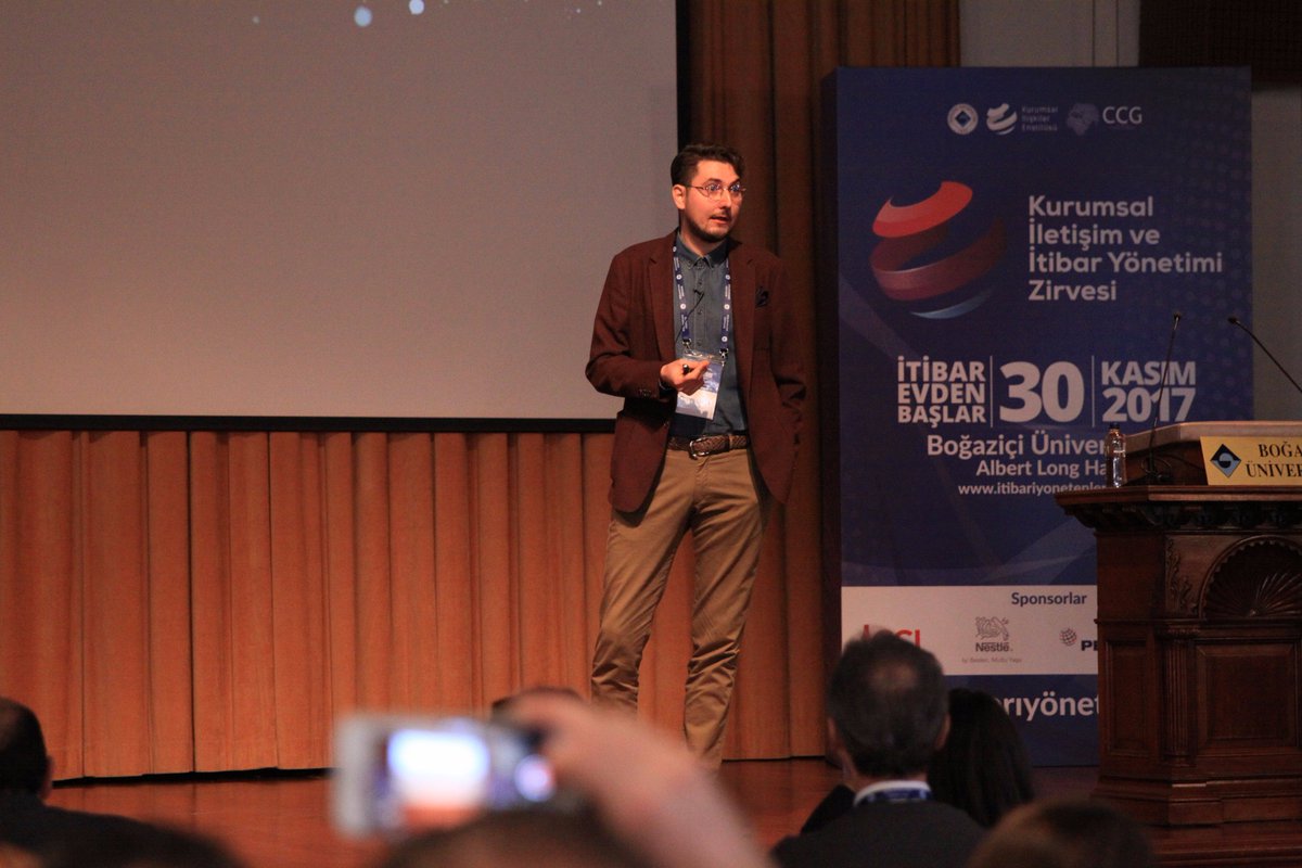 "Değerlerin Işığında Kurumsal Strateji" panelinin son sunumunda <a href="/UnileverTurkiye/">UnileverTurkiye</a> 'den Gökmen Güven'i dinledik. #itibariyonetenler