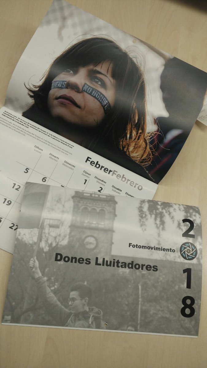 Fotomovimiento's tweet photo. Bolsas y calendarios 👉 Pati LLimona, C/Regomir 3 
Calendarios 👉 El Lokal, C/de la cera 1 bis. Llibreria La Rosa de Foc, C/ Joaquim Costa 34, Veus amb Veu, C/Picalquers,2. Las ventas ayudan a financiar el trabajo del grupo. (2/2) https://t.co/lXtGqUveHe