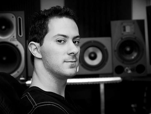 EveAudio's tweet photo. This month most-read BeliEVEr story: Australian #DJ and #producer eM
https://t.co/WTeo51uuc2 #sc307 #sc207 #ts110 #bassempire https://t.co/DAK4JMdmVb