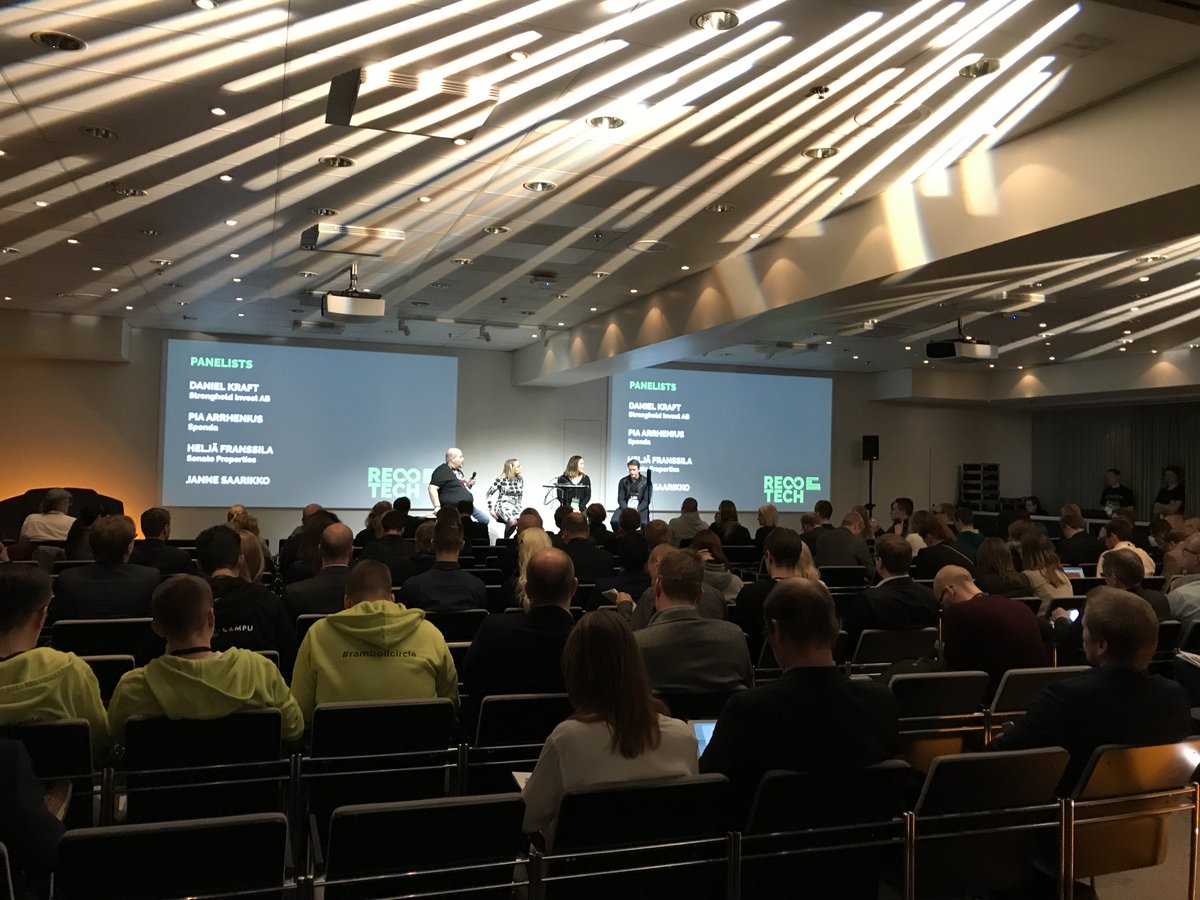 BoostBrothersOy's tweet photo. @BoostBrothersOy #Recotech -tapahtumassa! Odotamme mielenkiintoisia kohtaamisia, kun Speed Meets alkaa! #developingconstruction #slush #startups #boostbrothers https://t.co/r85qpqlYJK
