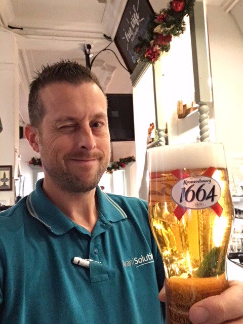 Avani_UK's tweet photo. #Greatbeer @TheMilfordArms being served from #verifiedclean lines all through #Christmas - #proclean #beeratitsbest - #Cheers!! https://t.co/D6p5pfbpC0