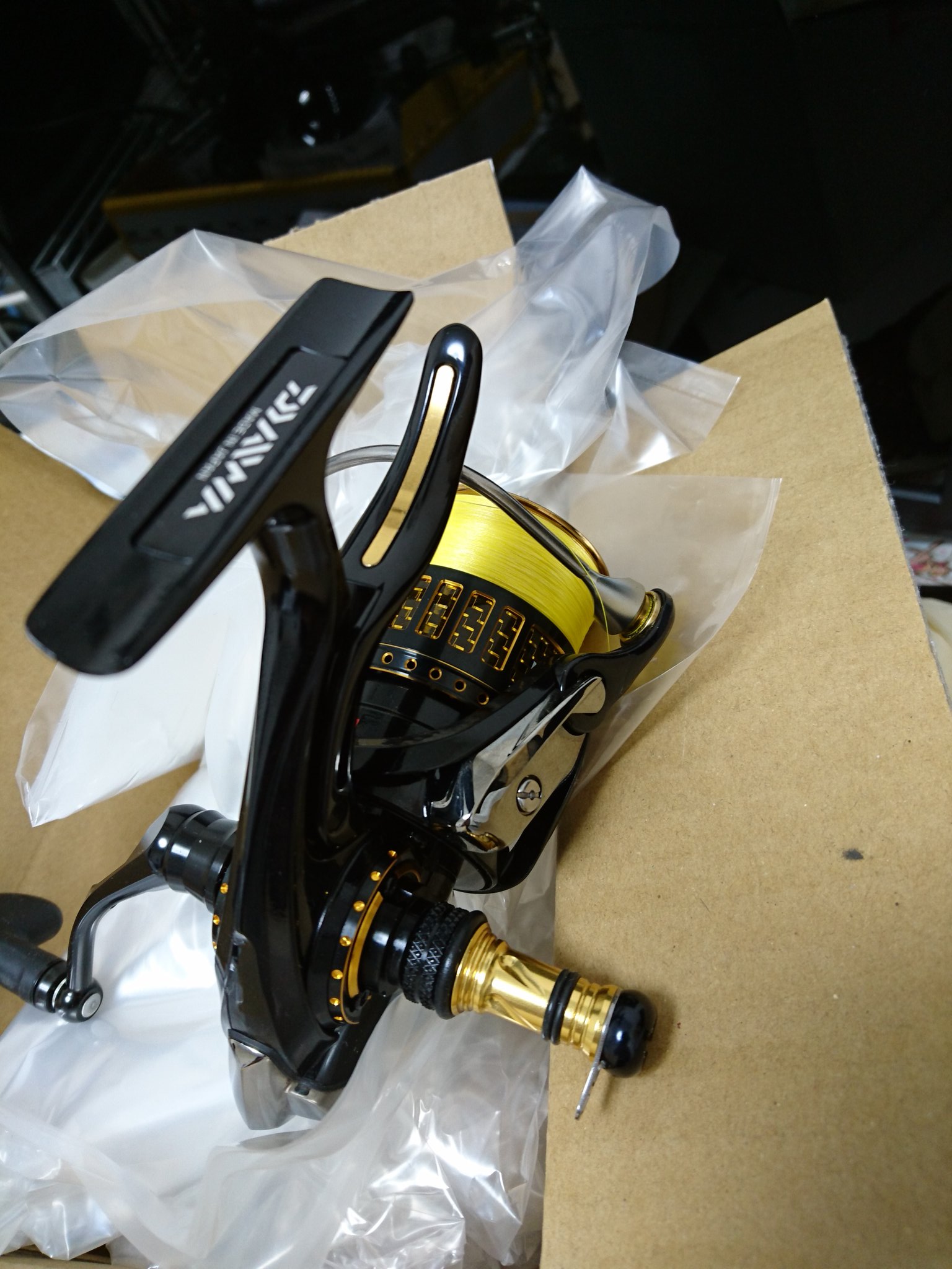 Root910t 17モアザン Lbd にリールスタンド付けましたよ V スタンドバイミー をかませました リブレのバランサーでは干渉するスカートを外しました