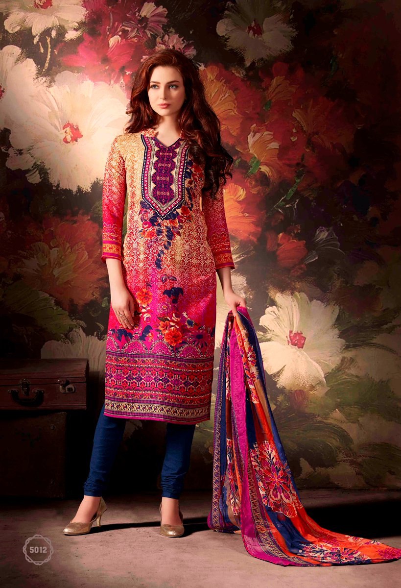 fennypatel1's tweet photo. Shop now stylish women collection #clothing #dresses #designersarees #readymadesuits #anarkalisuits #Kurtis #bridallehengacholi and more new edits https://t.co/T7qFUlcPtf: 
https://t.co/Pb7G6gn5np
 &amp; For order/inquiry please contact us:+91 8000931555/8000931441 https://t.co/PxFSe7VPsn