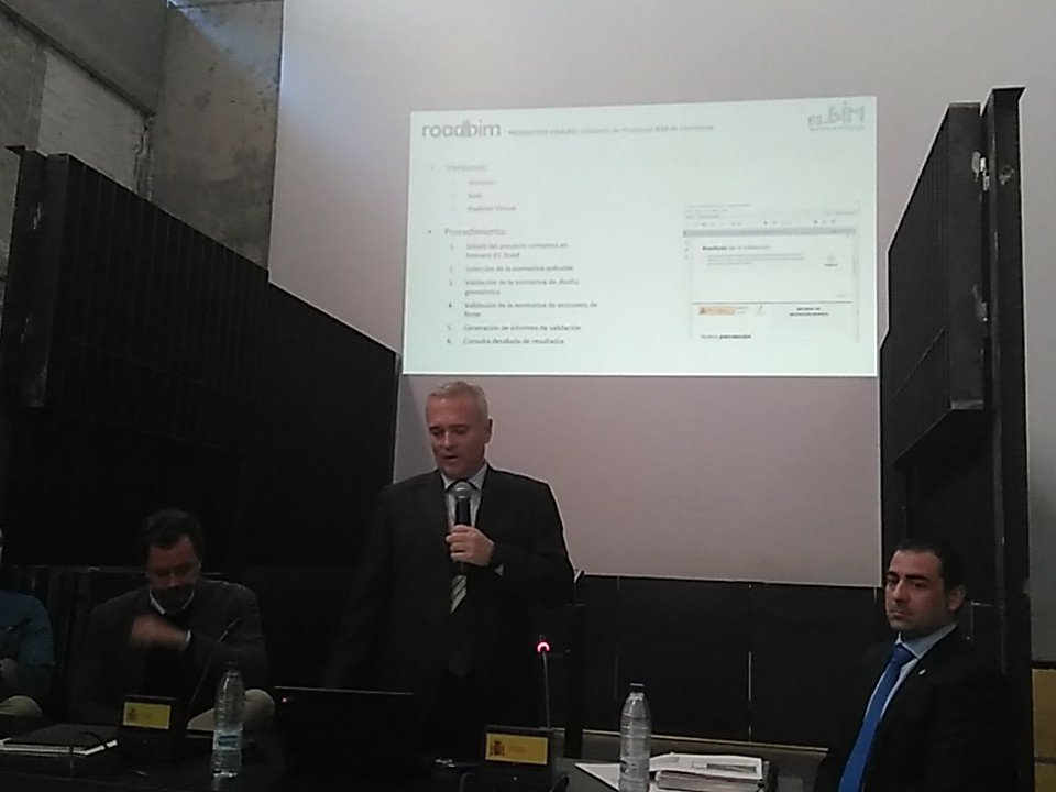 sermugo's tweet photo. @aplitop desarrollará un visor y un validador de proyectos BIM de carreteras de uso libre y gratuito en el marco del proyecto #RoadBIM https://t.co/HWHnflDnxZ