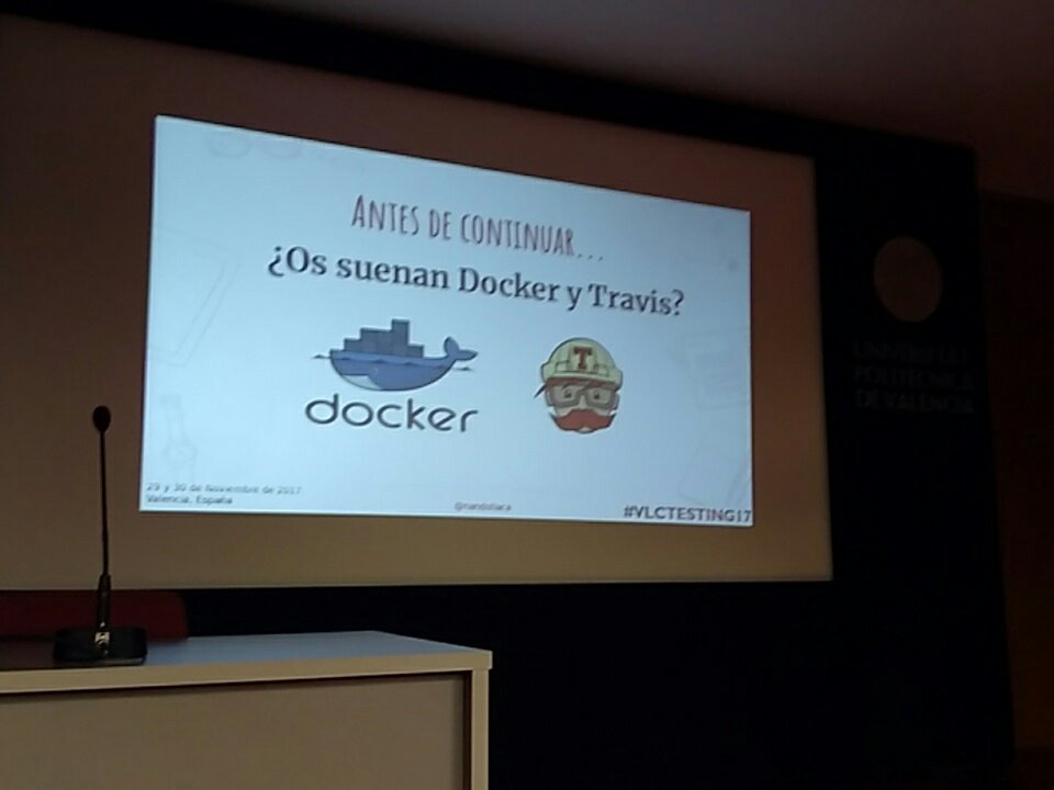 Trobatest's tweet photo. Aprendiendo docker y través con @NandoLlaca #VLCTesting17 https://t.co/3cfefGwmnm