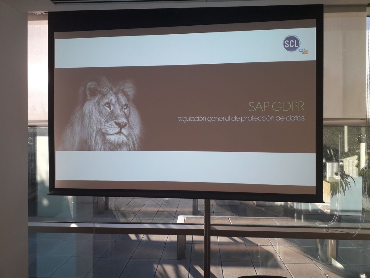 TimestampEspana's tweet photo. Hoy nuestro compañero @Alexdgalan imparte una interesante charla sobre #GDPR en @SAPSpain https://t.co/LwjqSGy4BF