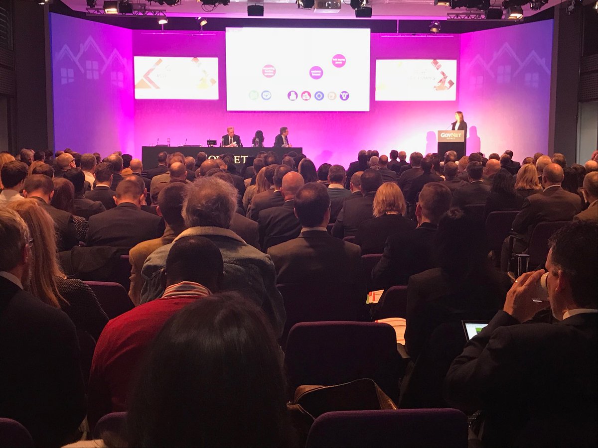 SmartEstates20's tweet photo. Samantha Ulyatt explains where the CCS fits into Government and their category structure @gov_procurement #GEASSETS17 https://t.co/47Lk6qhpnu