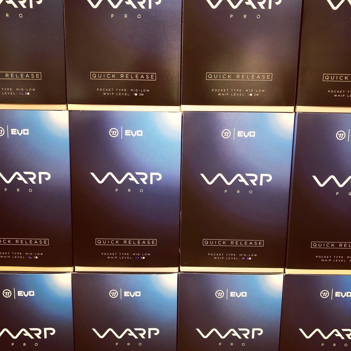 LaxShackTweets's tweet photo. Get ‘em the head they really want for Christmas. @warriorlacrosse Evo Warp Pro #WarpWall #WarriorWarp https://t.co/BhYSK2lSHQ