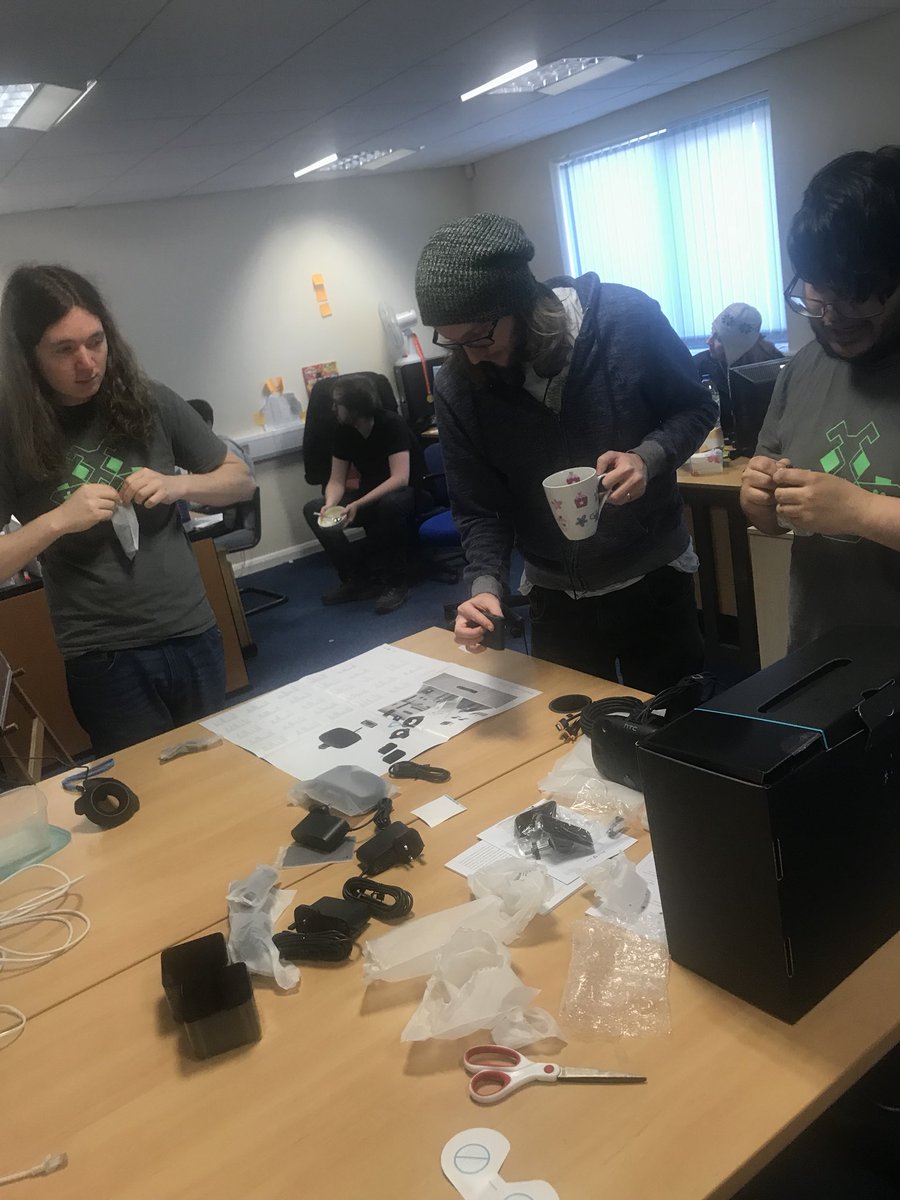 education_emile's tweet photo. We are really excited to be working with the Vive @htcvive #LearnWithEmile https://t.co/ODzYqG9NaI
