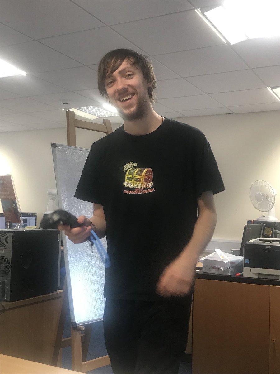 education_emile's tweet photo. We are really excited to be working with the Vive @htcvive #LearnWithEmile https://t.co/ODzYqG9NaI
