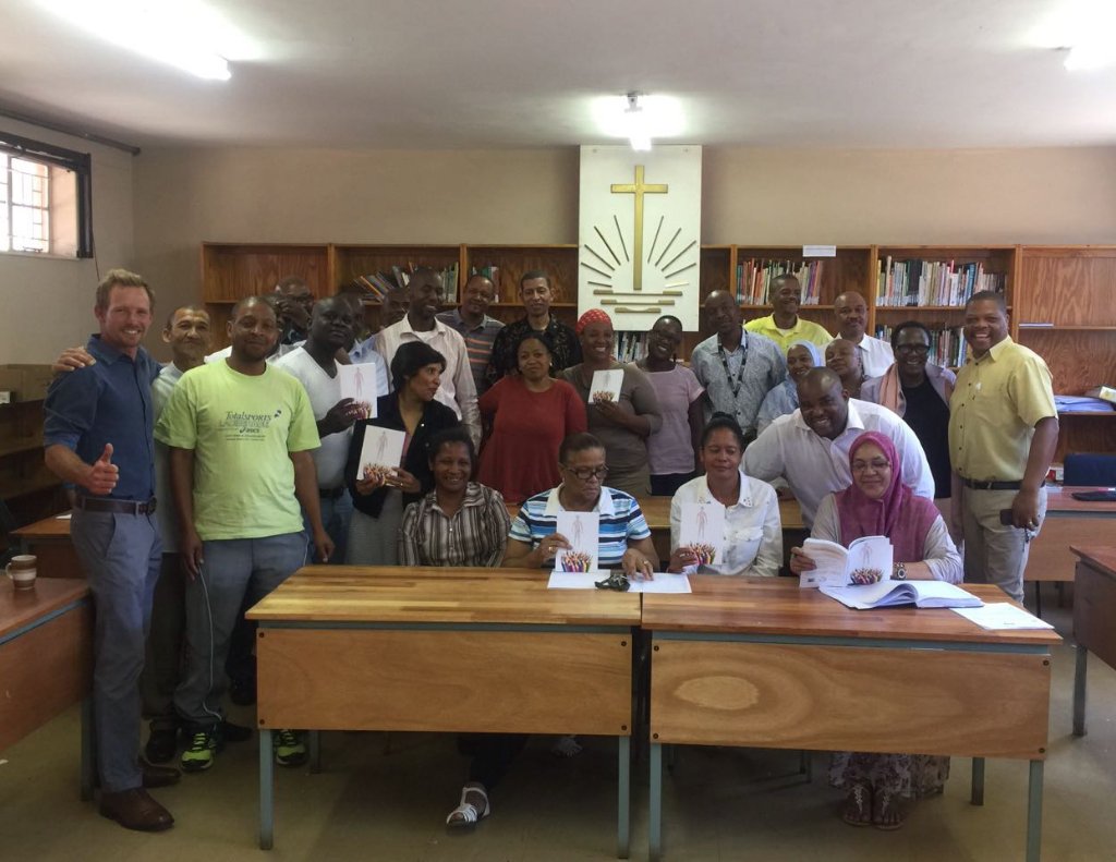 LovingClassroom's tweet photo. Excited to be working with Klipspruit West High School in South Africa and creating more #LoveEngineers https://t.co/CoQcj7xA9l