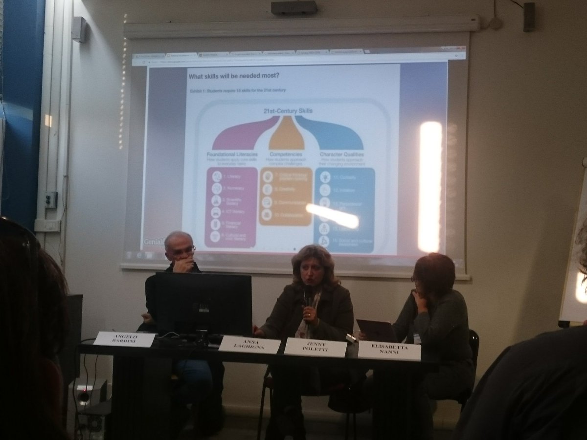 A #Handimatica2017 <a href="/Mingus2011B/">Angelo Bardini</a> <a href="/Bettananni/">Elisabetta</a> e Anna Laghigna raccontano come si progettano #bibliotechescolastiche innovative e inclusive