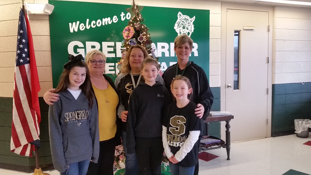 CassettyKim's tweet photo. Go SHS!  From GES #WeAreRCSTN #GES https://t.co/0bIqEG7jiI