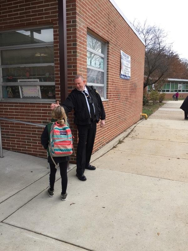 WoodcrestES's tweet photo. A special thank you to Lt. Kushina, from the @CherryHillPD, for greeting our kids warmly with high-fives during arrival this morning!ποΈ The resulting smiles were priceless!!
#ItsAllAboutWE https://t.co/rSgN2UOHbe