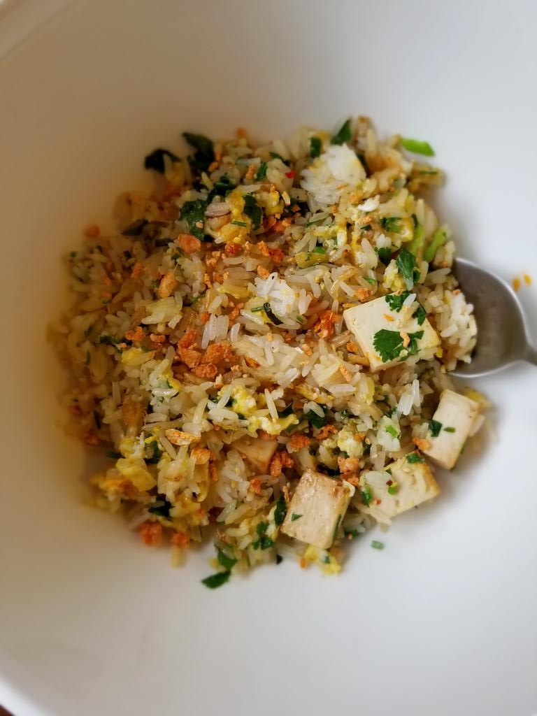 Egg and tofu fried rice for breakfast? Yes, please! #furikaki #atlbreakfast