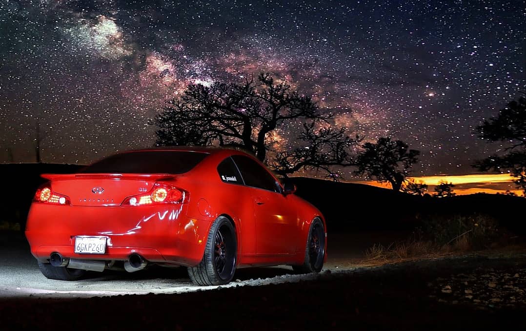 seekracing's tweet photo. Nature and the beast. https://t.co/KOKZihQBdJ