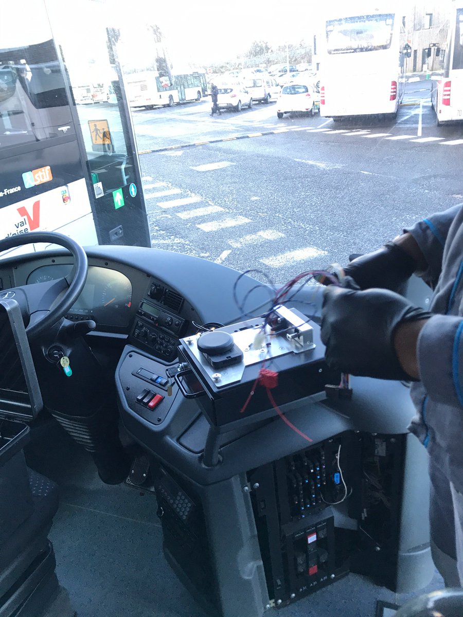 CapteIOT's tweet photo. A beautiful afternoon at #RATPDev installing #BusKeeper for testing #IOT #Transportation #Paris https://t.co/WuGBiZ2leO