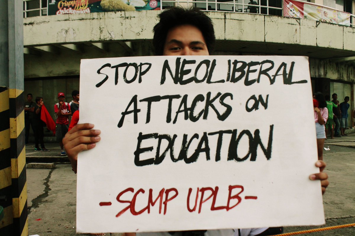 EmEmMacatiag's tweet photo. Kabataan ng Bayan!
Ngayon ay Lumalaban!

Marcos-Duterte Walang Pinag-iba
Parehong Pasista, Pumapatay sila

#YouthSector
#CEGP https://t.co/RxdjEHB4dE