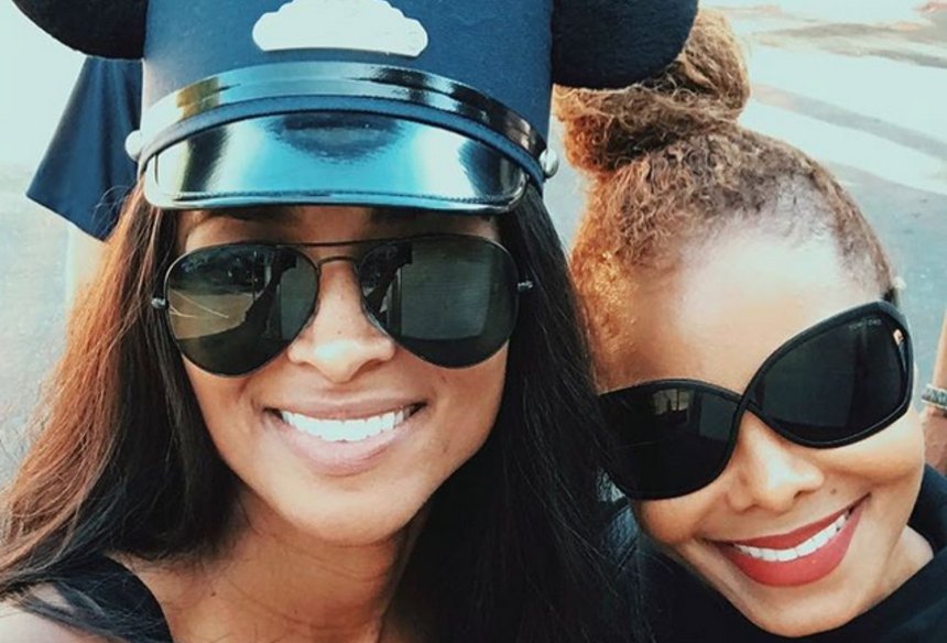 Essence's tweet photo. Janet Jackson and Ciara enjoyed a play date with their sons at Disneyland: https://t.co/gWopTwbhKI https://t.co/YWEVB42TFw