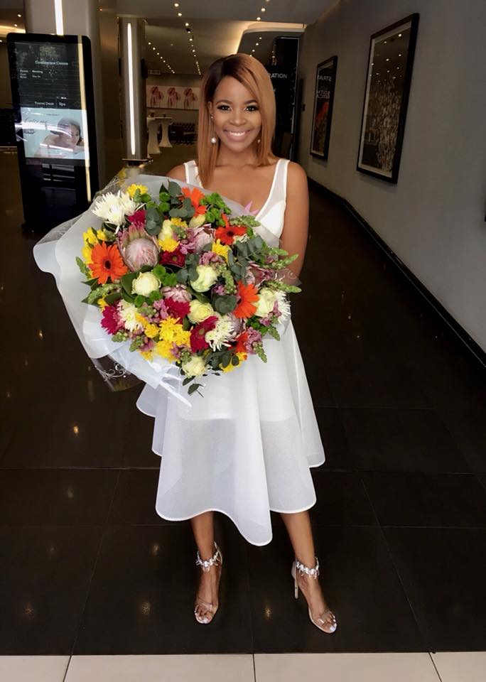 Official_MissSA's tweet photo. Let's take a minute to bask in the glow of our newly appointed #MissSA2017 1st Princess, @BoipeloMabe 👑

RT if you're as obsessed with her as we are! https://t.co/ZfOoHcski6