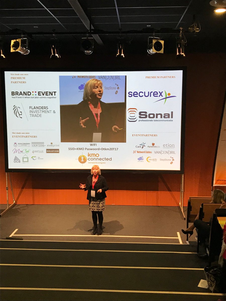 kmoconnected's tweet image. We springen naar de volgende keynote met @NathalieBekx Welkom, topdame! #kcd17