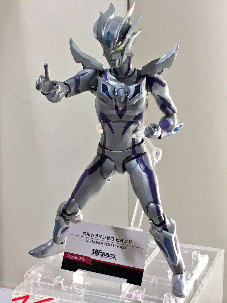 Tendou S H Figuarts Ultraman Geed Royal Mega Master Update 2 July 18 Website Exclusive The Side And The Cape Look Nice But The Front Meh T Co Mribu0qbrg Twitter