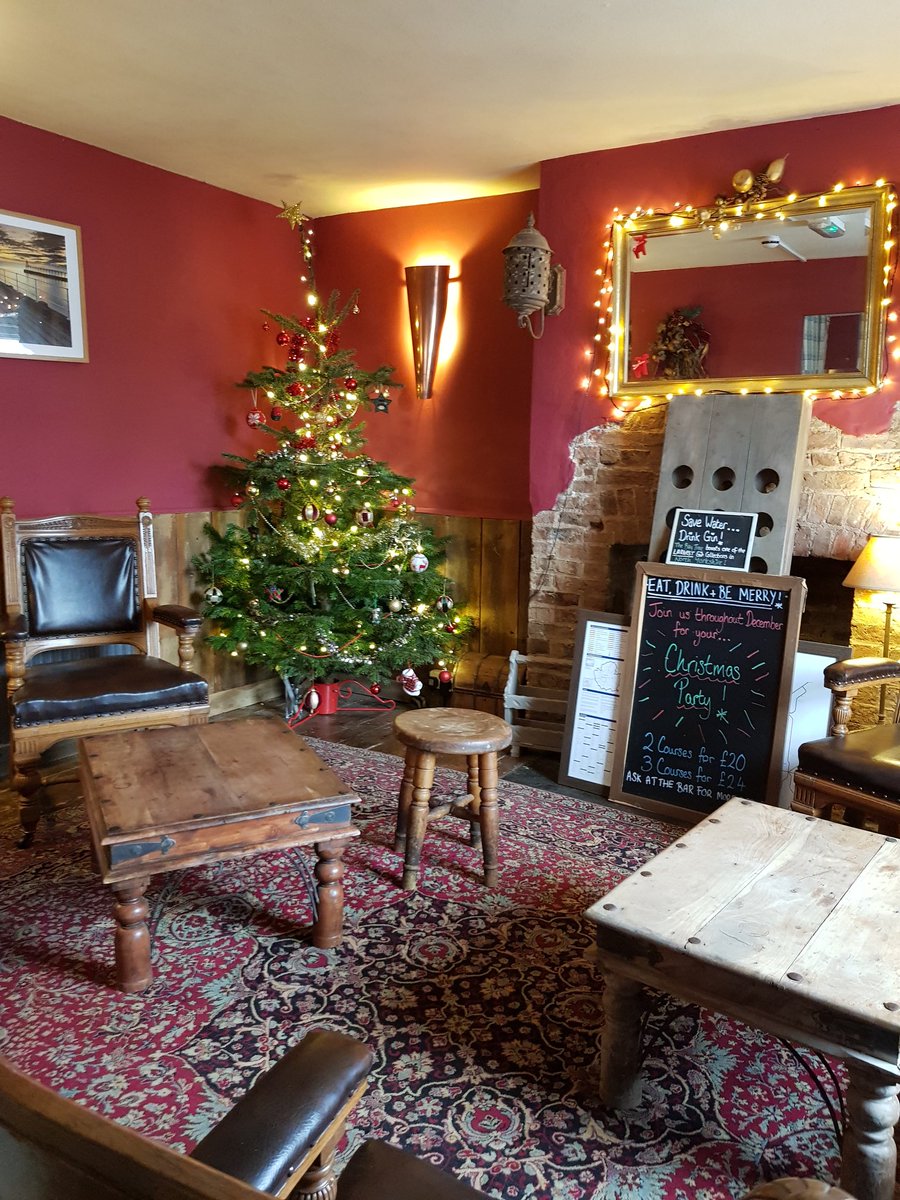 harriet_scott's tweet photo. Feeling festive @BayTreeStilling! Christmas tunes on and @BlackSheepBeer donning the Christmas antlers! https://t.co/Mp4XogXB6a