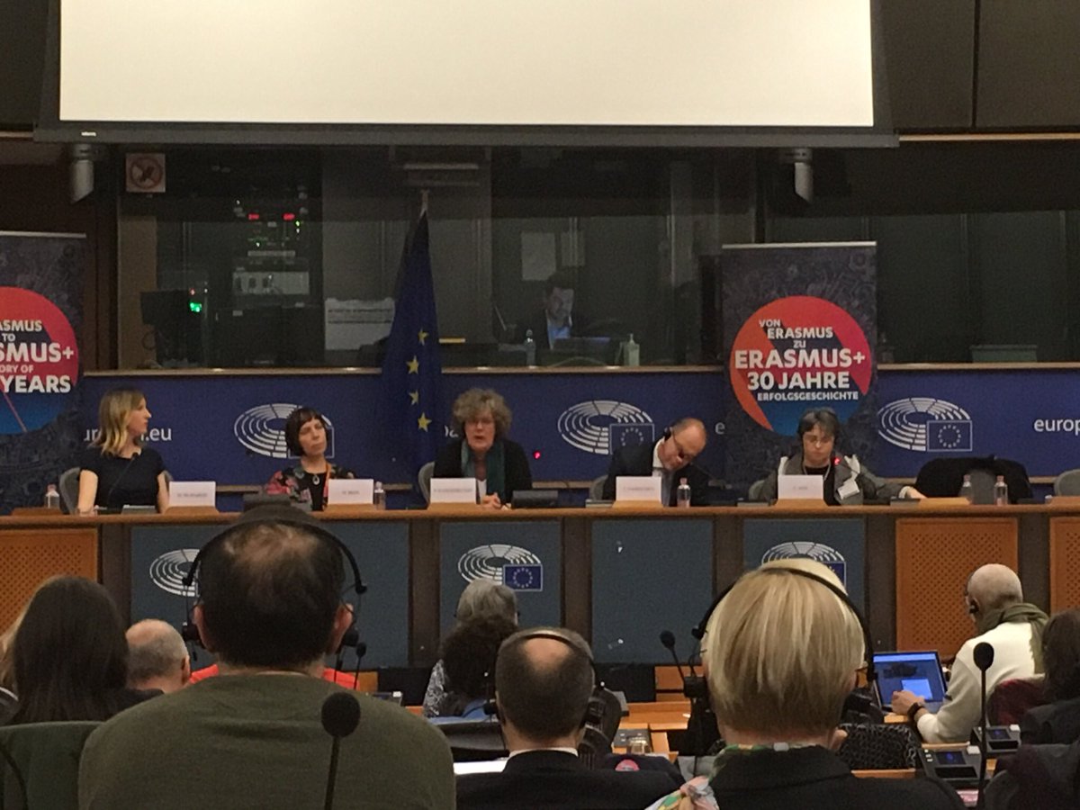 Eurodesk's tweet photo. “We made it clear that we are in favour of multiplying the funding” - #PetraKammerevert on the position of @EPCulture on the future of #ErasmusPlus. #MoreInclusion #BetterAccessibility 
Member states are you with us? #Erasmusx10 #EPlusFuture https://t.co/9hr2946NoD