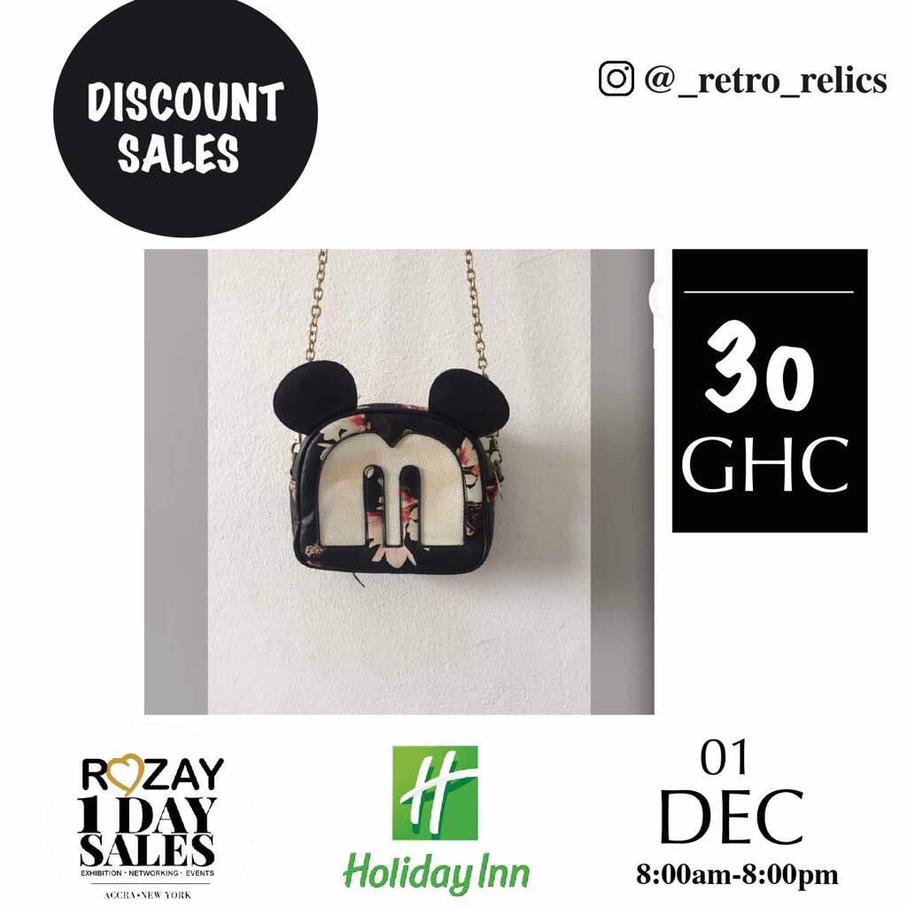 the_zalfa's tweet photo. Come thru tomorrow!! Holiday Inn Hotel, Airport City, Accra. 8am to 8pm. 

Last pop-up for the year! Free wine, chocolate, candy and juice, yes juice!! 

New collection, best picks, affordable prices. You know we gotchu 😘😘

#RetroRelics #ThriftStore #HolidayShopping ❤️💕 https://t.co/wij89szBRp