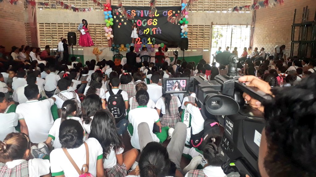 INEMITAV's tweet photo. Samuel Santero de 10 años hace parte del grupo #HDI y se encarga de la grabación de eventos académicos de @InemMonteria. SAMUEL, ¡UN TALENTO DIGITAL! https://t.co/ZNGdQ5nPQI