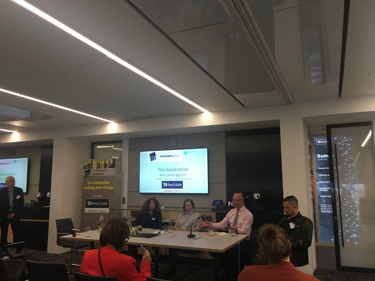 seanc_marketing's tweet photo. Panel kicks off: store decisions no longer the sole domain of the property director #igen2017 https://t.co/imPwZ6Nobp