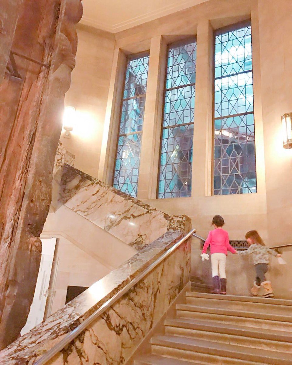 ROMtoronto's tweet photo. Give family & friends a year of discovery and a lifetime of memories with a ROM Membership! https://t.co/bQdLD8FQFT #ROMmembers https://t.co/P9urm2roCL